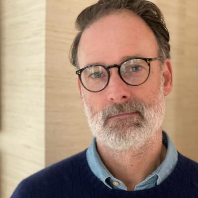 A CRAZY IDEA: Superstrata's Collaborative Approach to Artisan Craft with Jonas Everets A CRAZY IDEA: Superstrata's Collaborative Approach to Artisan Craft with Jonas Everets