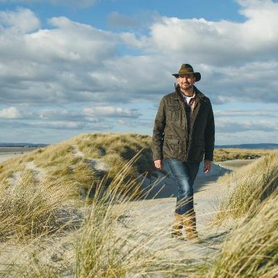 The Earth Wise Podcast - 2019 Ep. #5 Tracking The Natural Navigator, A Talk With Tristan Gooley