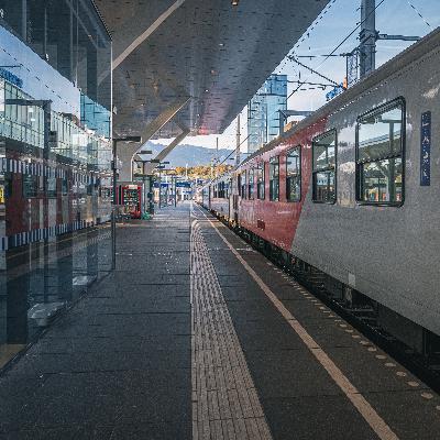 What is the best way to travel from Vienna to Salzburg?