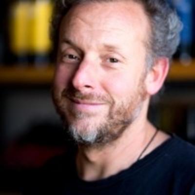 LUCAS URTASUN - BODEGA MIRALUNA LUCAS URTASUN - BODEGA MIRALUNA