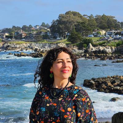 S7: E39 Victoria Bañales in conversation with Farnaz Fatemi