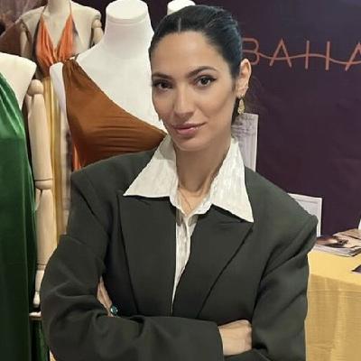 #60 - Sofya Benzakour -  créatrice de contenu cofondatrice de la marque de vêtements  "Bahaar"