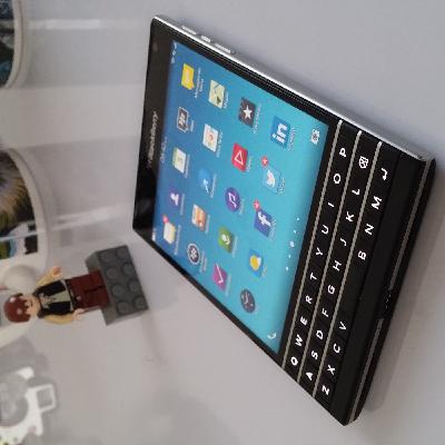 Pros y Contras del BlackBerry Passport