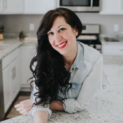 Ep131 Category: Business- Robyn Frank, Founder/Owner Thumbs Cookies