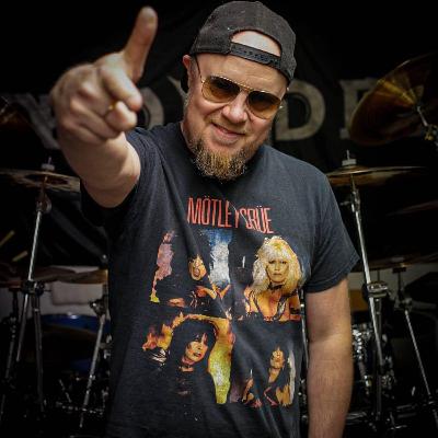 Osa 389: Tribuutti Ace Frehleylle - The Spaceman inspiroi kitaristeja ympäri maailman ja yli genrerajojen