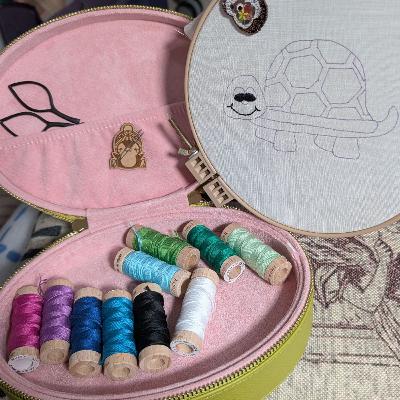 Episode 3_Planes, Trains & Hand Sewing: Travel Tips for Quilters on the Go
