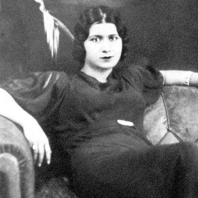 عشوائي (57) أم كلثوم الشابة، مغنية المثقفين والأفندية عشوائي (57) أم كلثوم الشابة، مغنية المثقفين والأفندية