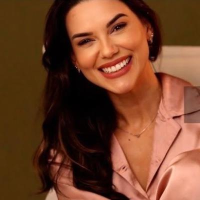 DEUS TRABALHA NOS BASTIDORES DEUS TRABALHA NOS BASTIDORES