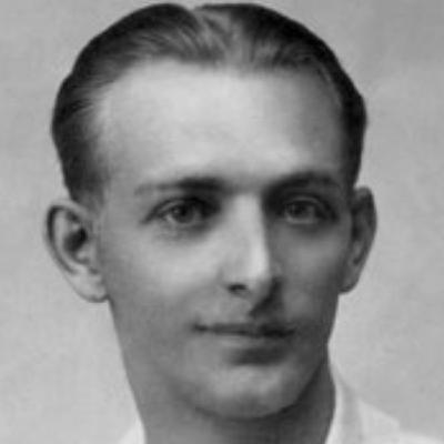 Un bomber di cartavelina - 1. Le macerie della guerra
