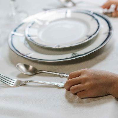 51. 餐桌礼仪 | Table Manners 51. 餐桌礼仪 | Table Manners