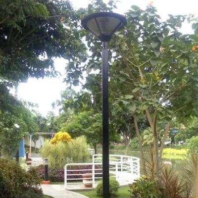 Sajak Cinta Buat Labila                       Jun Noenggara