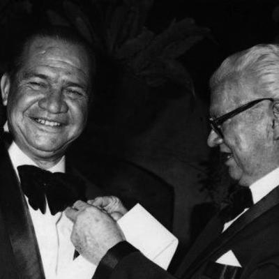 Biografías: Garzón Y Collazos.