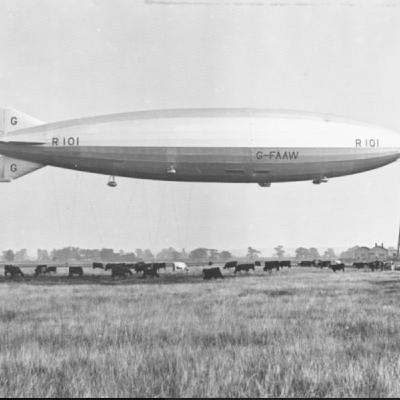 S8 Ep555: 2. GWYNNE2.mp3 GUEST AUTHOR: S.C. Gwynne HEADLINE: Lord Thompson and the Personal Motives Behind the Imperial Airship SUMMARY: S.C. Gwynne introduces Christopher Birdwood Thompson, the Secretary of State for Air and the primary advocate for the Imperial a