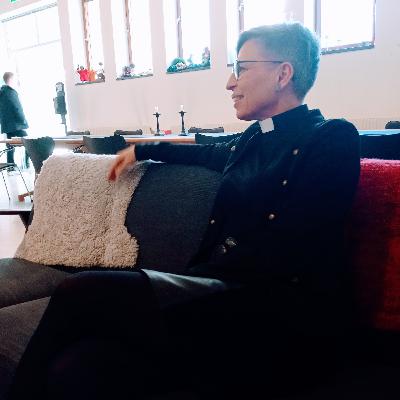 Gäst: Rebecca Jansdotter Hultqvist - Om hur du känner igen ett medberoende och 12 stegens superkraft