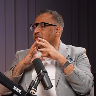 هيك بدأت الرحلة من ليالينا الي مجموعة حاوي آنس عبار المدير التنفيذي مع نادين سمرة في يوميات مدير عام