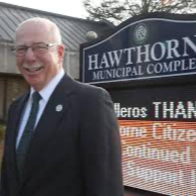 S5 E22 Mayor John Lane S5 E22 Mayor John Lane