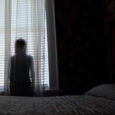 Sendiri di tengah malam sunyi #sebuahsenandung Jun Noenggara