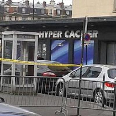 9 janvier 2015: après Charlie Hebdo deux prises d'otages en France