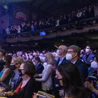 How To Deal With Other Theatergoers' Bad Etiquette