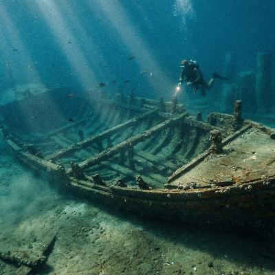 アレクサンドリアの海底から現れた「宴の船」──古代エジプトの遊覧船、史上初の発見