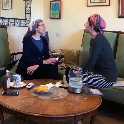 Tzeniut Behind the Scenes