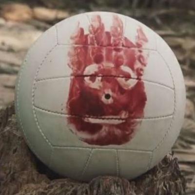 THIS CAST AWAY CRITIC SHOULD BE PUT OUT TO SEA [CRINGE]