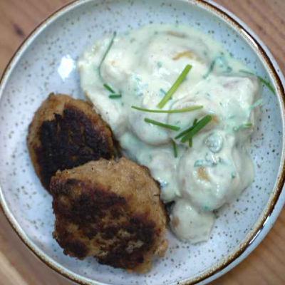 Frikadeller med et twist af bælgfrugter - kan man det? Ja da! Frikadeller med et twist af bælgfrugter - kan man det? Ja da!