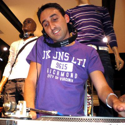 Deep Tech House music 9 luigi gucia www.clubsitedjs.com