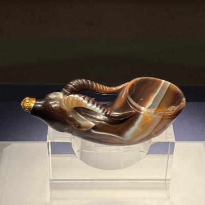 大唐遗宝何家村窖藏的主人是谁？何时、为何要埋藏这么多珍宝？