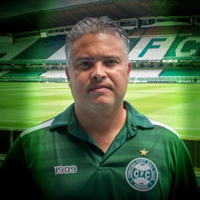 GE Coritiba #55 - 🎧 Luta por título da Copa do Brasil e transição para o profissional: podcast entrevista José Leão, técnico do Coritiba sub-20