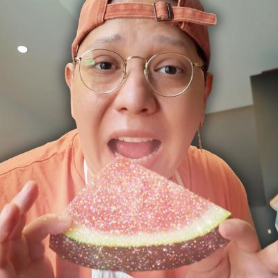 La sandía real tiene semillas, pero a mí la que me encanta es la sandía ficticia sin semillas