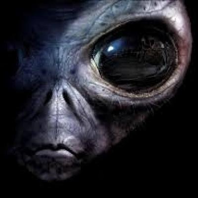 Voces del Misterio: Extraterrestres, terrestres o intraterrestres: ¿de dónde vienen realmente?, con Lorenzo Fernández