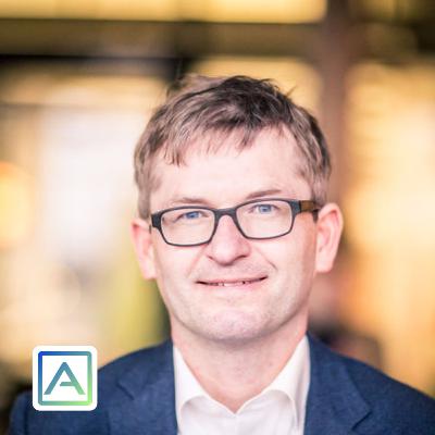 #30 10x Wachstum für Startups mit Helmut Schönenberger (CEO @UnternehmerTUM)
