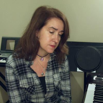 111. The Music Industry Makes No Sense (A Music Appreciation Episode) - with Lyndol Descant