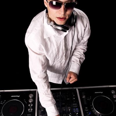 June 2011 Global Podcast Show (DJ PONCE's Bday mix)