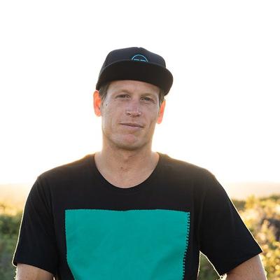 50: Brandon Scheid - Water sports athlete turned speed flyer and his incredible recovery from the most horrific crash.