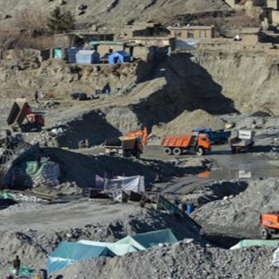 Hệ lụy chết người từ cơn sốt vàng của Trung Quốc tại Afghanistan Hệ lụy chết người từ cơn sốt vàng của Trung Quốc tại Afghanistan