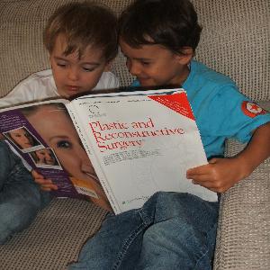 A New Technique for Functional Reanimation of the Eye Sphincter in Longstanding Facial Paralysis A New Technique for Functional Reanimation of the Eye Sphincter in Longstanding Facial Paralysis