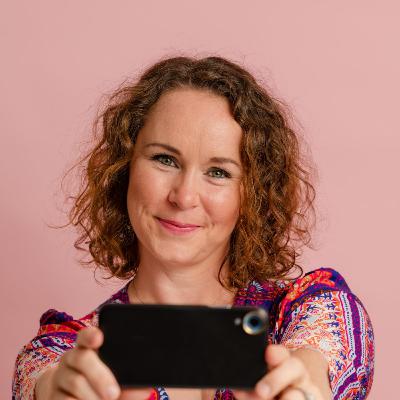 Angela Blake on Mobile Film Making and Smart Fone Flick Fest - SF3