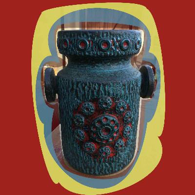 Hubert and his vases