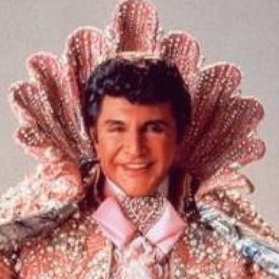 T05E26: Władziu Valentino Liberace (1919-1987), pianista y showman estadounidense