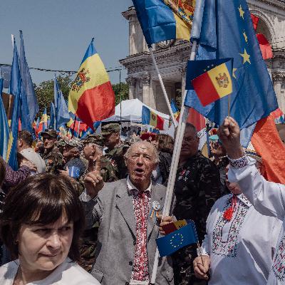 Episode 47: EU Referendum and Elections in Moldova with Vitalie Sprînceană