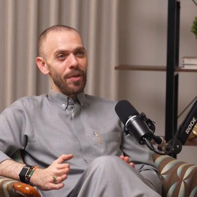 بين البزنس والتشافي والطلاق؛ رحلة رجل حقيقية بين البزنس والتشافي والطلاق؛ رحلة رجل حقيقية