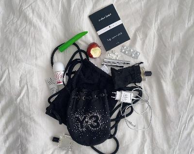 5. Monastic perfumes and artworld faux-pas w Zazie Stevens