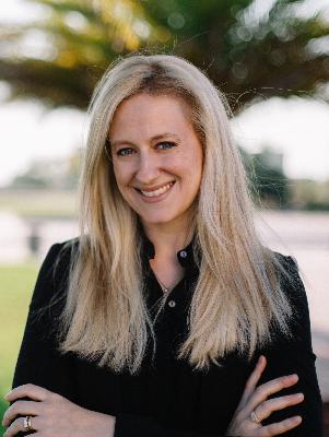Episode 59: Catherine Pakaluk, Ph.D - A Life Marathon: On having a large family in a consumerist culture amidst declining marriage and birth rates