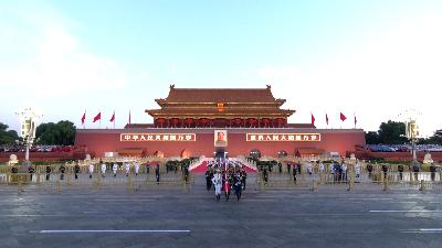 習近平：新中國76年來取得彪炳史冊的輝煌成就