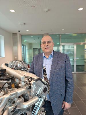 E-Mobilität bei Einsatzfahrzeugen: Revolution oder Sackgasse? E-Mobilität bei Einsatzfahrzeugen: Revolution oder Sackgasse?