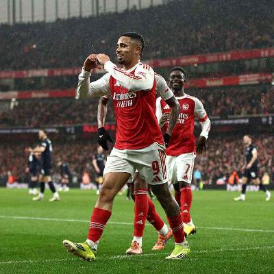 Arsenal on a QUEST for the Quad! Arsenal on a QUEST for the Quad!