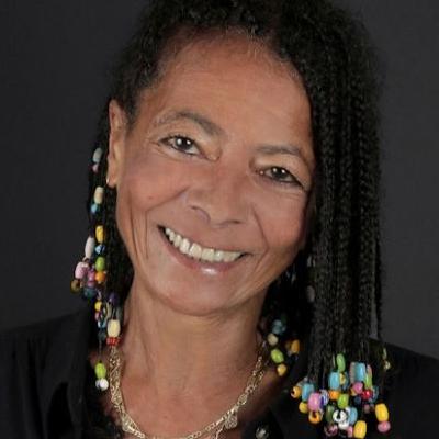 Talk avec Maïk Darah voix légendaire du doublage français, actrice et directrice artistique. Talk avec Maïk Darah voix légendaire du doublage français, actrice et directrice artistique.