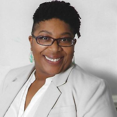 The Difference Between Being Healthy and Being Well - Interview with Nicole Woodcox Bolden, LCSW